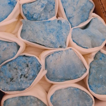 Aragonitt, blå (Farget) Rå 3-4 cm A-kvalitet