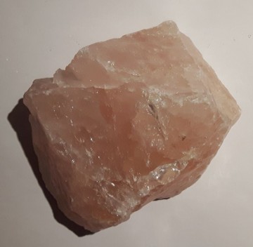 Rosenkvarts rå 584 gram AA-kvalitet