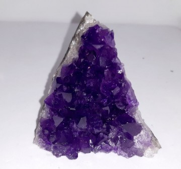 Ametyst Cut Base stående (geode) AA-kvalitet 153 gram