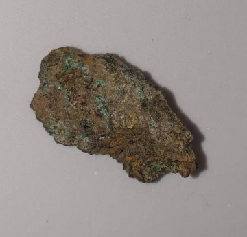 Melanitt Granat (Andraditt) Rå 7 gram AA-kvalitet