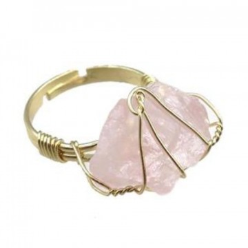 Wire wrapped ring i Rosenkvarts gull justerbar
