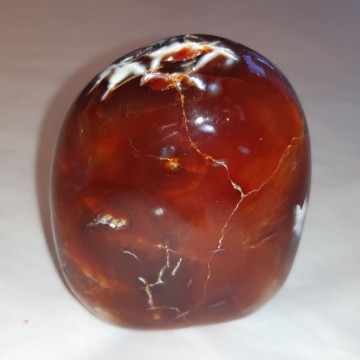 Karneol Free Form skulptur fra Madagaskar 414 gram AAA-kvalitet