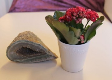 Agat geode med Bergkrystall 667 gram