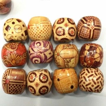 Tre beads (kuler) med mønster og hull 9x10 mm, 20 stk
