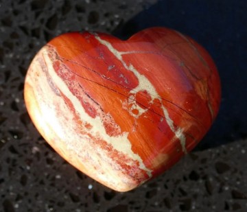 Jaspis, flower hjerte 4,0 cm