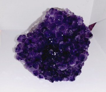 Ametyst Cut Base stående (geode) A-kvalitet 898 gram