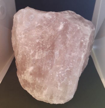 Rosenkvarts rå 6900 gram (6,9 kilo) AAA-kvalitet