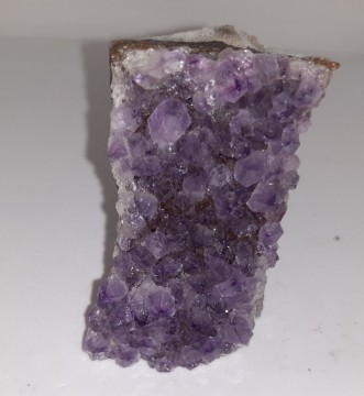 Ametyst Cut Base stående (geode) A-kvalitet 156 gram
