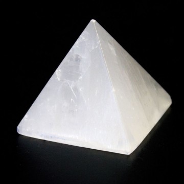 Selenitt pyramide 6 x 6 cm, AAA-Kvalitet