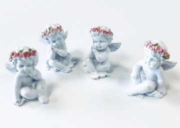 Angel Thinking with Pink Roses 4 cm