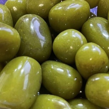 Jade, oliven Tromlet Medium AAA-kvalitet