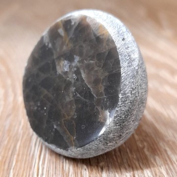 Månestein, svart Emma egg 4-5 cm AAA-kvalitet