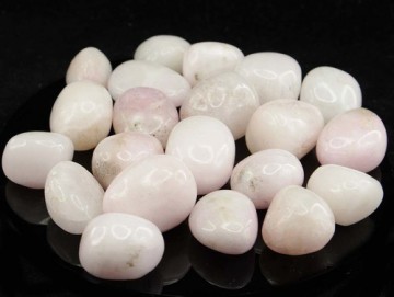 Aragonitt, rosa Tromlet Medium AAA-kvalitet