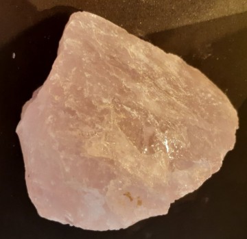 Rosenkvarts rå 1139 gram AAA-kvalitet