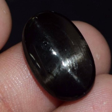 Safir Stjerne svart 4-linjer AAA 2,66 gram
