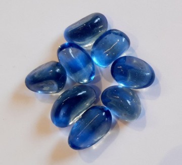 Obsidian, blå glass (Syntetisk) Tromlet Medium AAA-kvalitet