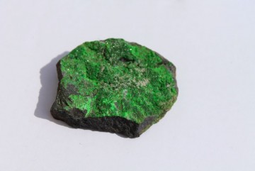 Uvarovitt (Grønn Granat) 73 gram