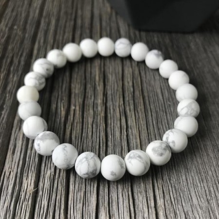 Armbånd med 8 mm Howlitt, hvit AAA-kvalitet