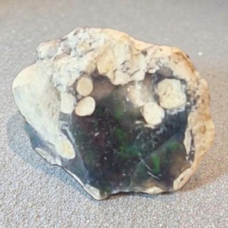 Opal, svart fra Etiopia Rå 1,18 gram AAA-kvalitet