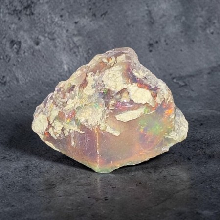 Opal, svart fra Etiopia Rå 1,21 gram AAA-kvalitet