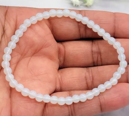 Armbånd for barn med 4 mm Opalitt (Syntetisk) AAA+ kvalitet, 14 cm
