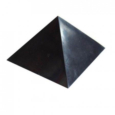 Shungitt pyramide 4x4 cm